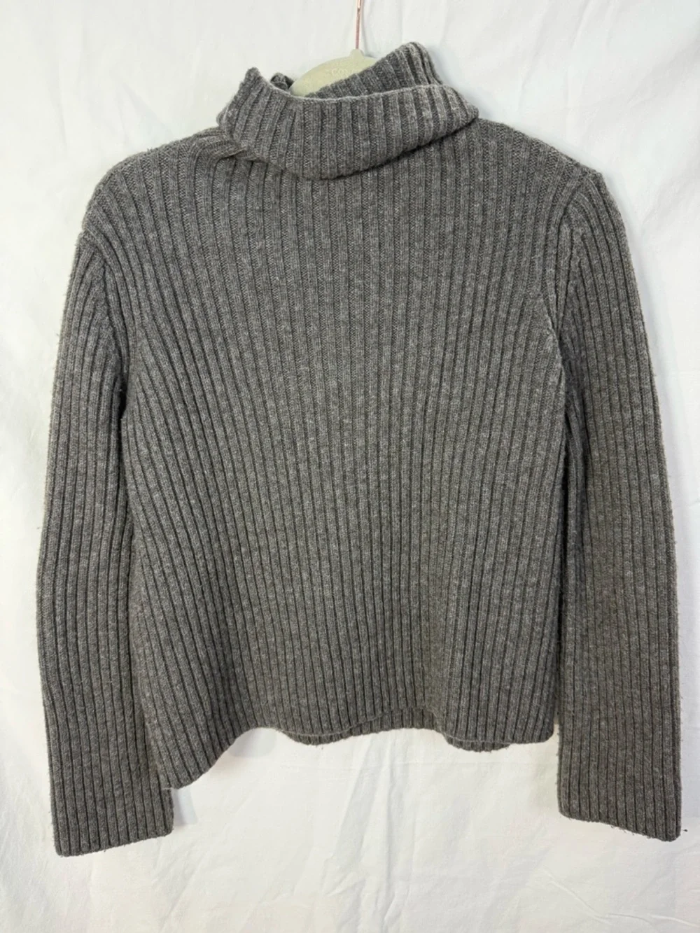 Zara Ribbed Knit Cropped Turtleneck Sweater Gray Wool Blend Size M‎